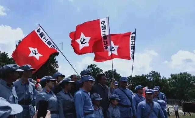 吴勇曾表示书籍设计是一种情怀,他设计“问题教材”的初衷是什么?-解决你的疑问